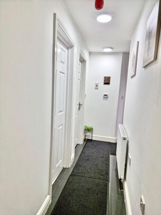 Cosy 3 Bed Apartment Near Birmingham Airport & Nec Perfect For Groups & Contractors! Exterior foto